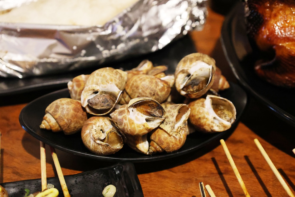 【景美】美食攻略!「雞老闆桶仔雞 景美店」慶生、串燒烤雞全攻略 - 第24張圖