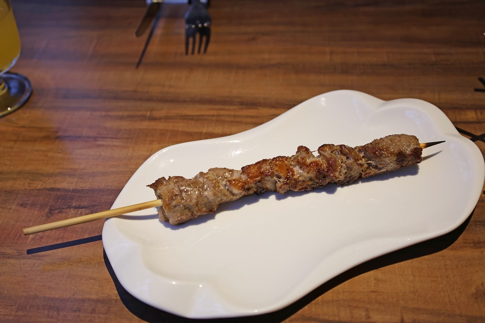 【六張犁美食】「亨利客原味炭烤牛排」老饕牛排、伊比利豬雙重享受 台北信義區平價質感首選! - 第19張圖 【六張犁美食】「亨利客原味炭烤牛排」老饕牛排、伊比利豬雙重享受 台北信義區平價質感首選!