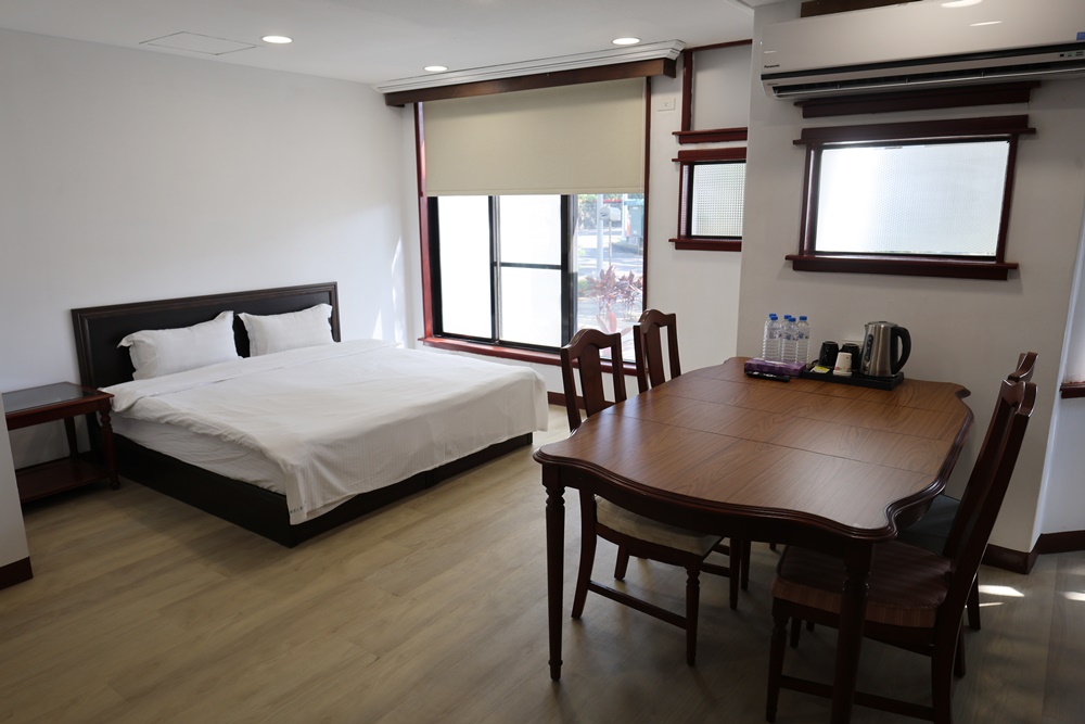 【台中沙鹿|航空迷必衝】全台唯一!戰機在門口站崗「翔園文旅」美式獨棟別墅,清泉崗2天1夜秘境攻略 - 第27張圖 【台中沙鹿|航空迷必衝】全台唯一!戰機在門口站崗「翔園文旅」美式獨棟別墅,清泉崗2天1夜秘境攻略