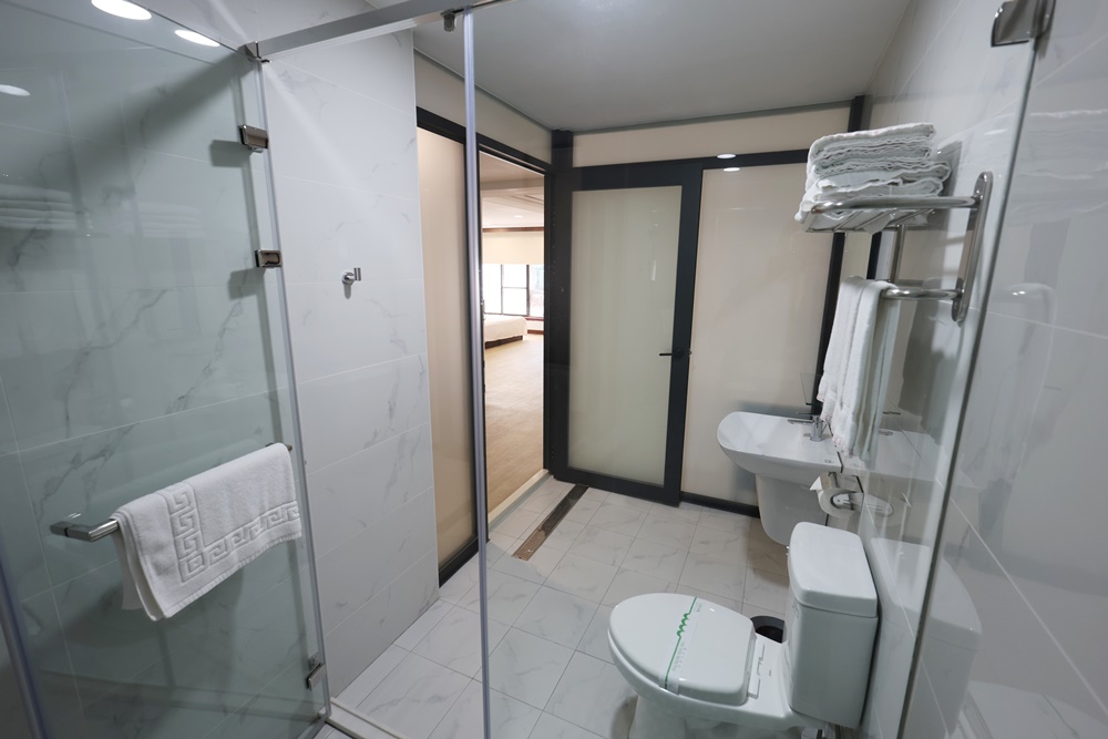 【台中沙鹿|航空迷必衝】全台唯一!戰機在門口站崗「翔園文旅」美式獨棟別墅,清泉崗2天1夜秘境攻略 - 第36張圖 【台中沙鹿|航空迷必衝】全台唯一!戰機在門口站崗「翔園文旅」美式獨棟別墅,清泉崗2天1夜秘境攻略