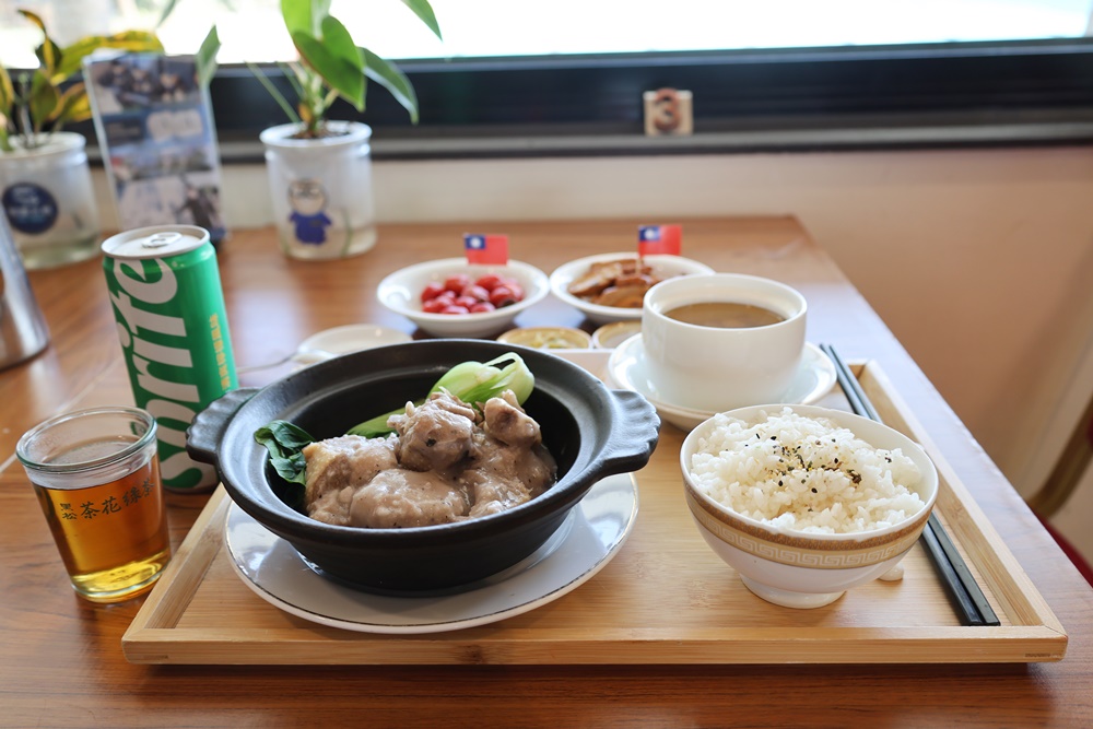 【台中沙鹿|航空迷必衝】全台唯一!戰機在門口站崗「翔園文旅」美式獨棟別墅,清泉崗2天1夜秘境攻略 - 第57張圖 【台中沙鹿|航空迷必衝】全台唯一!戰機在門口站崗「翔園文旅」美式獨棟別墅,清泉崗2天1夜秘境攻略