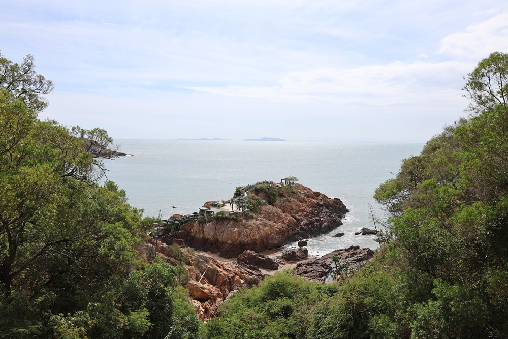 【馬祖必遊景點】真正的海上軍事堡壘!南竿海上碉堡「51據點 鐵堡」 - 第3張圖 【馬祖必遊景點】真正的海上軍事堡壘!南竿海上碉堡「51據點 鐵堡」