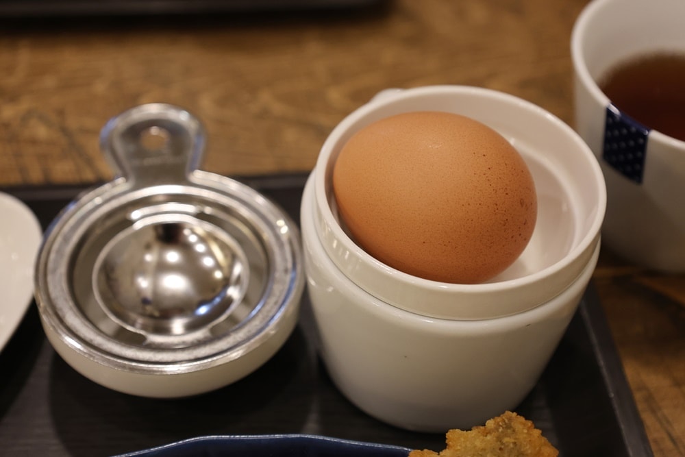 【日本大阪】蛋控必衝！「Egg Tree」極致生雞蛋拌飯，像雲朵般的療癒系早午餐