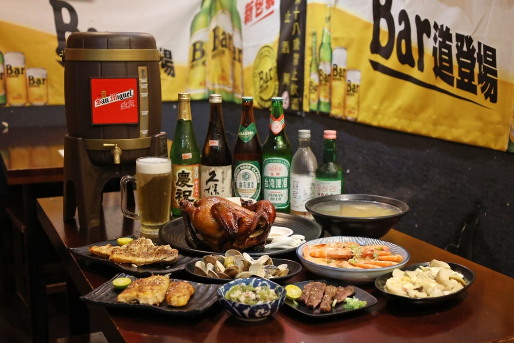 【文山區美食】雞老闆桶仔雞｜萬隆店內建KTV的台日居酒屋 聚餐送雞完整食記